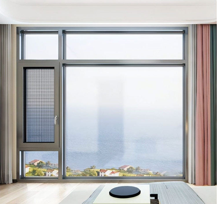 Rivoluzionando l'architettura moderna: come le finestre di sistema in alluminio superano i modelli tradizionali in efficienza e design
