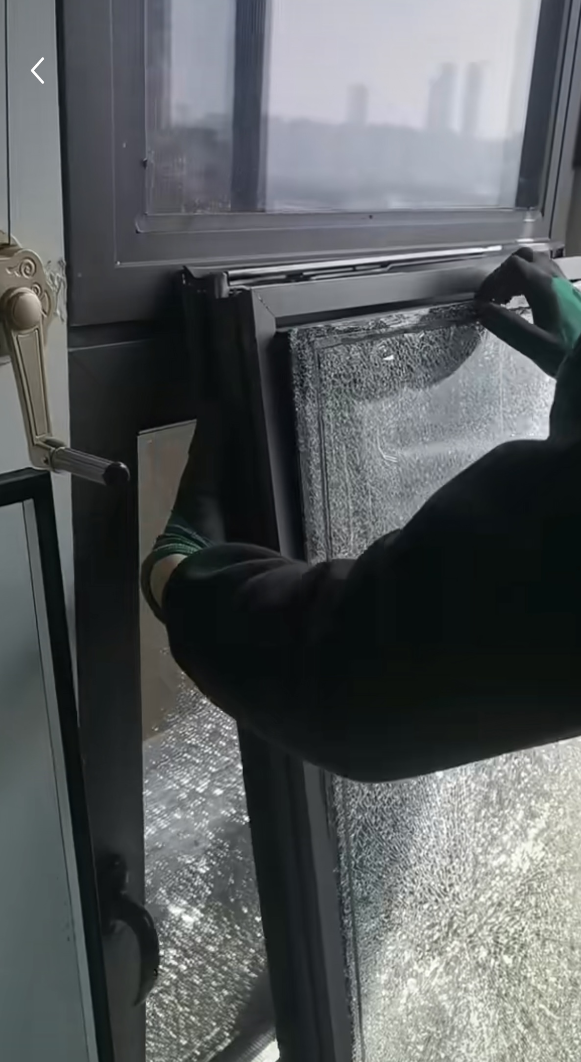 Come sostituire il vetro della finestra in alluminio?