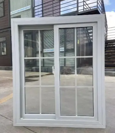 Qual è la differenza tra finestre sistemistiche e finestre in alluminio a taglio termico?