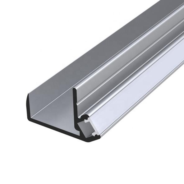 Profilo in alluminio a led montato su superficie